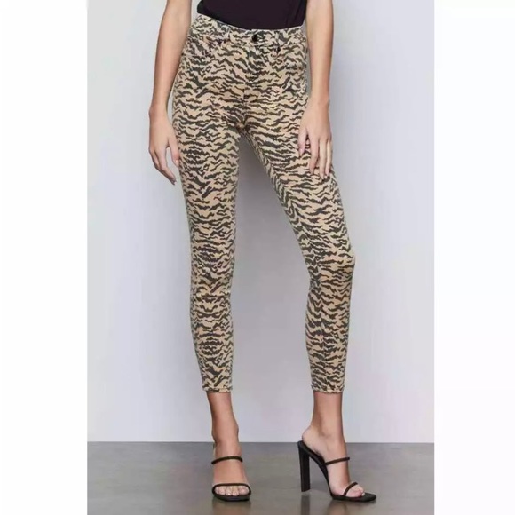 Good American Good Waist Crop Zebra Jeans size 25 - Picture 1 of 9